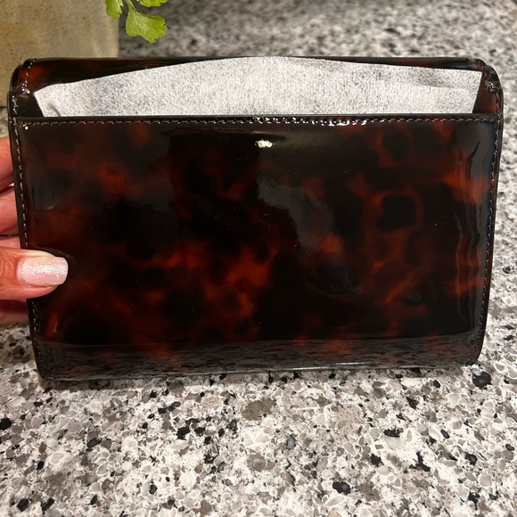 Tory Burch Tortoise Patent Chain Wallet - Picture 2 of 15